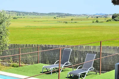 Haus in Maria de la Salut mit Pool