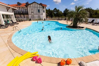 Wohnung in Cassen mit Pool & Jacuzzi