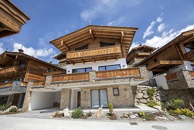 Chalet alpino con accesso diretto alle piste ...