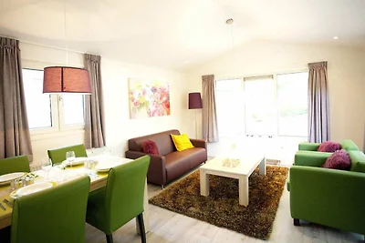 Elegant chalet 25 km Amsterdam