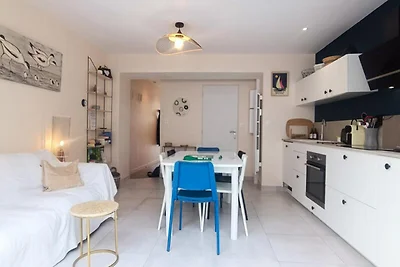 Haus in Arago in der Nähe von Strand und...