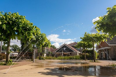 Geschmackvolles Ferienhaus mit großem Garten