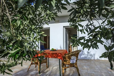 Netter Bungalow in Sumartin mit Garten, Insel...