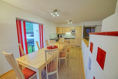Gemütliches Ferienhaus in Königsleiten mit...