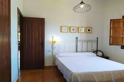 Wohnung in Peñaflor mit charmantem Patio