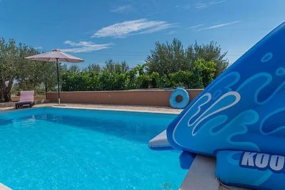 Apartment mit Pool und 2 Zimmern