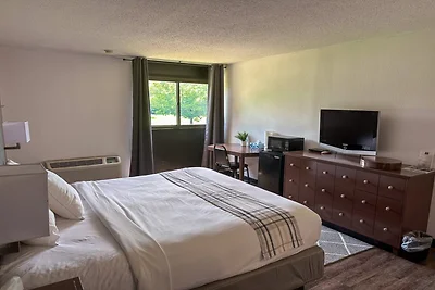 1 kingsize bed | Badkuip met mobiele toegang ...