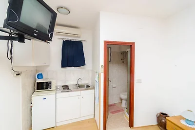 Wohnung mit Parkplatz in Molunat