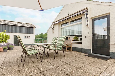 Ferienhaus in Oisterwijk mit Schwimmbad
