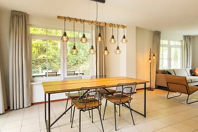 Neu gestaltetes Ferienhaus in einem Ferienpar...