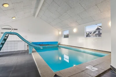 Luxuriöse Poolvilla in Bagenkop