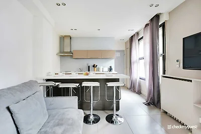 Gemütliche Wohnung - 1SZ/4P -...