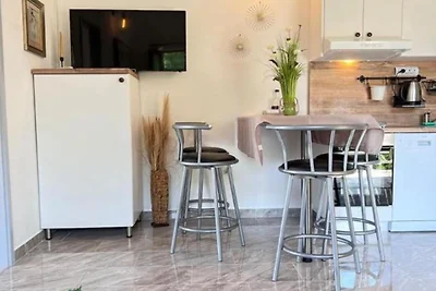 Apartments Valentinovo - One Bedroom Apartmen...