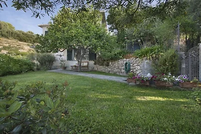 Appartamento a Laigueglia con piscina