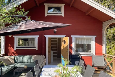 4 stelle case ad VäTö