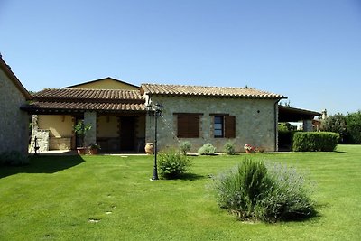 Serene cottage in Marsciano with private...