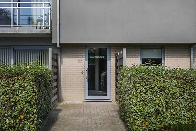 Zonnig appartement nabij de kust in Koksijde