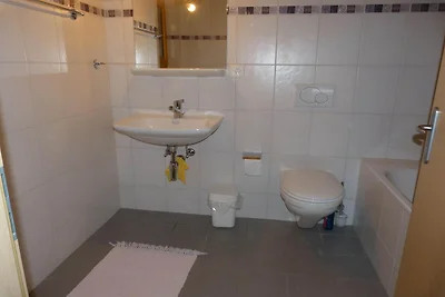 Authentische Wohnung mit Bergblick