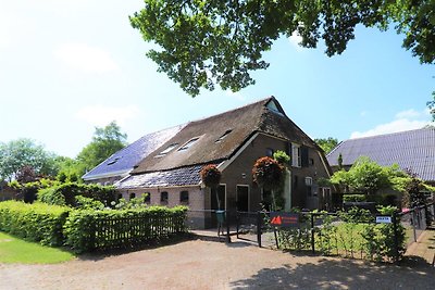 Modernes sächsisches Bauernhaus im Dorf...