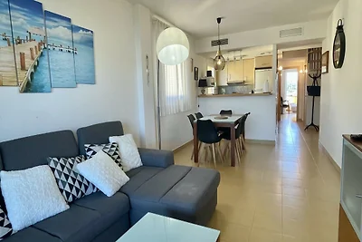 Apartment für sechs Personen mit Swimmingpool