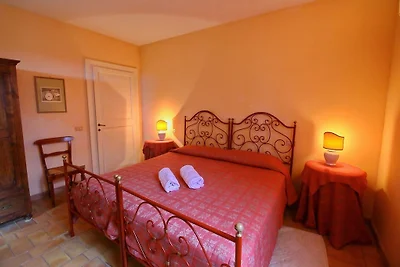Verführerisches Bauernhaus in Todi mit...