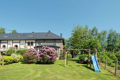 Geräumiges Cottage in Waldnähe in Thirimont