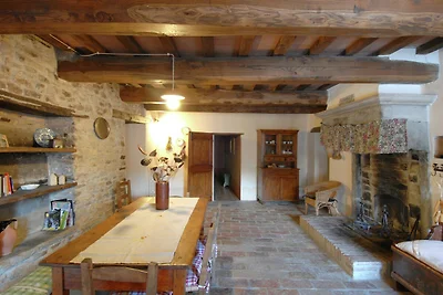 Apartment in Apecchio with swimming pool