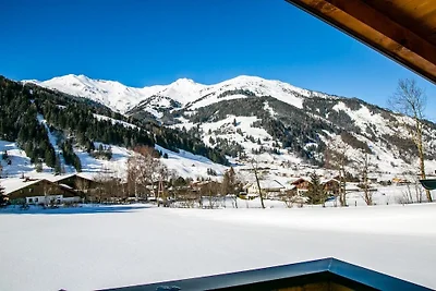 Apartamento en Rauris con piscina.