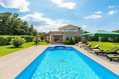 Villa in Barban mit Schwimmbecken