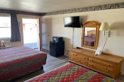 2 Queensize Bedden Met Kitchenette Niet Roken