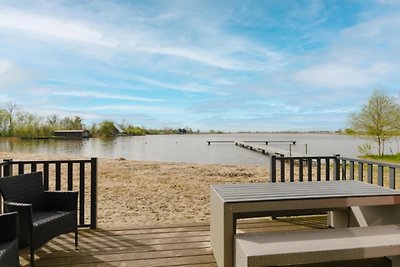 Vakantiehuis met tuin nabij Tjeukermeer