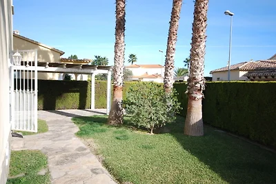 Villa pittoresca a Oliva con piscina privata