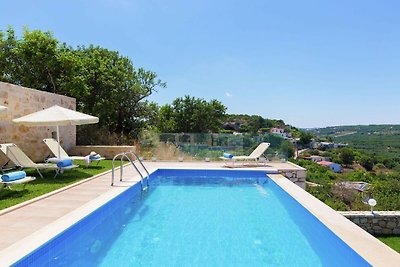 Charmante Villa in Achlades, Kreta mit privat...