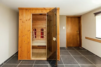 Ferienhaus in Ouffet mit Sauna und Garten