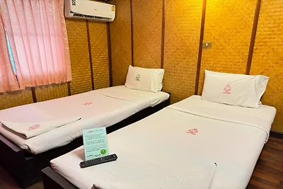 Privates Zweibettzimmer| Einfach und sauber