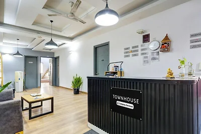 Super Townhouse Sector 49 Sohna Road
