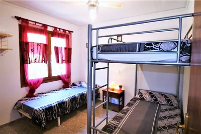 Gezellige bungalow in Denia met privéterras