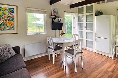 4 Personen Ferienhaus in STENHAMRA
