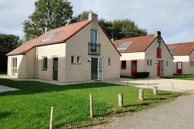 Moderner Bungalow in Ewijk für 6 Personen