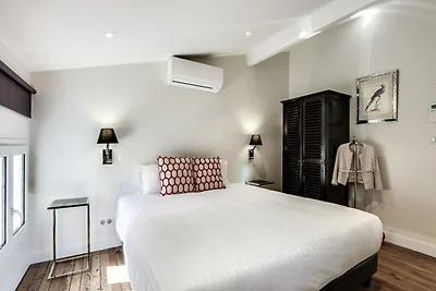 Appartamento a Bordeaux vicino a Place...