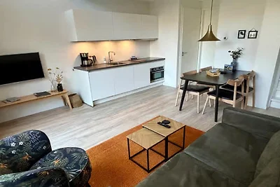 Schöne Lodge am Kirchplatz gelegen.