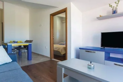 Apartments Grljusic - One Bedroom Apartment...