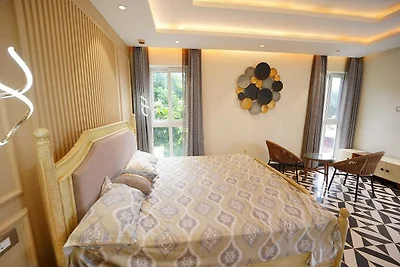 Villa Celest DanCenter 4BHK Zwembad Arpora