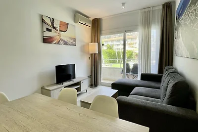 Familieappartement met zwembad vlakbij het...