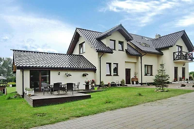 Casa vacanze a Troszyn con giardino