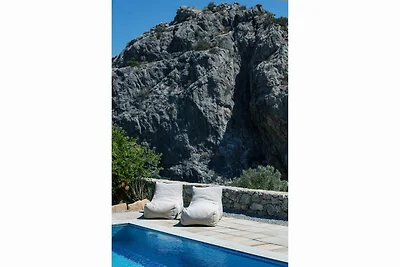 Villa in Agia Galini mit Pool und Bergblick