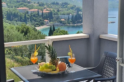 Studio mit Balkon und Meerblick