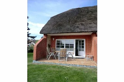 Ferienhaus in Nieblum mit Schwimmbecken