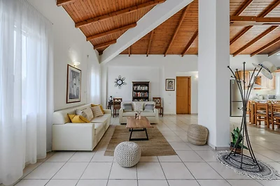 Villa in Episkopi nahe Karteros Strand