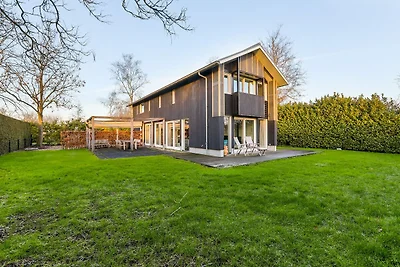Familienhaus in Grou am Wassersport